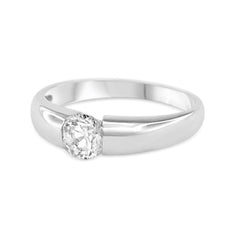 Ring Bear Ring made of white gold with solitaire diamond