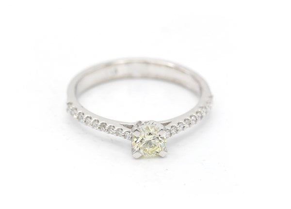 Ring R-37168-WG Diamond ring made of white gold