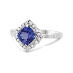 Ring Maja Diamond ring made of white gold with Tanzanite.