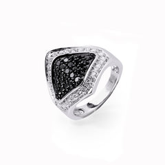 Ring Storm Diamond ring made of white gold with white and black diamonds