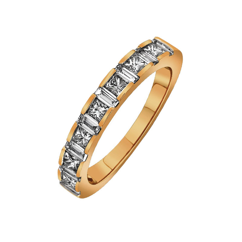 Ring Cloe Diamond ring made of yellow gold